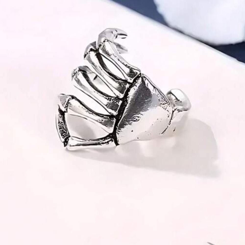 Skeleton Hand Ear Cuff - Picture 3 of 4